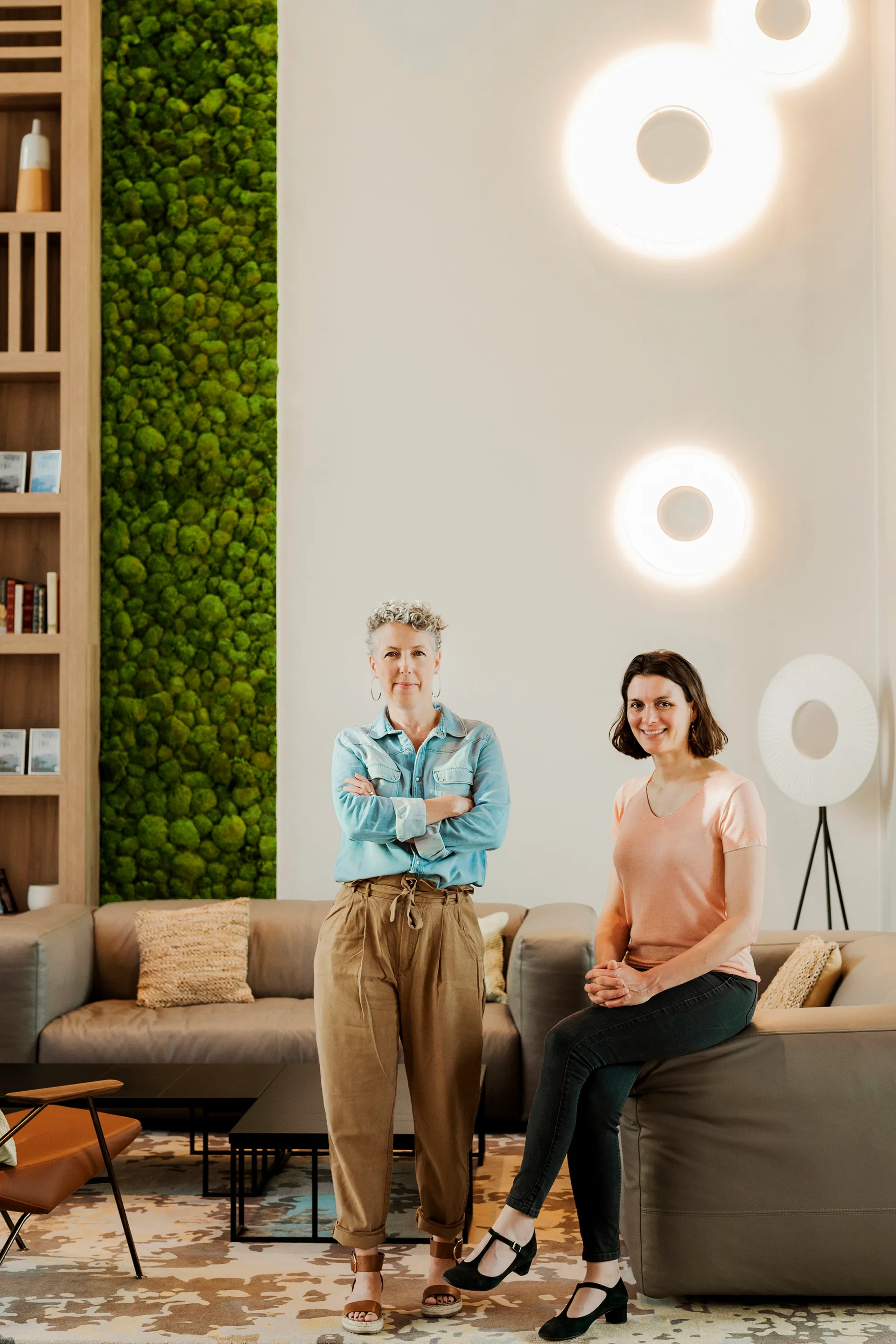 portrait de deux collaboratrices de l'Agence de la Biomédecine