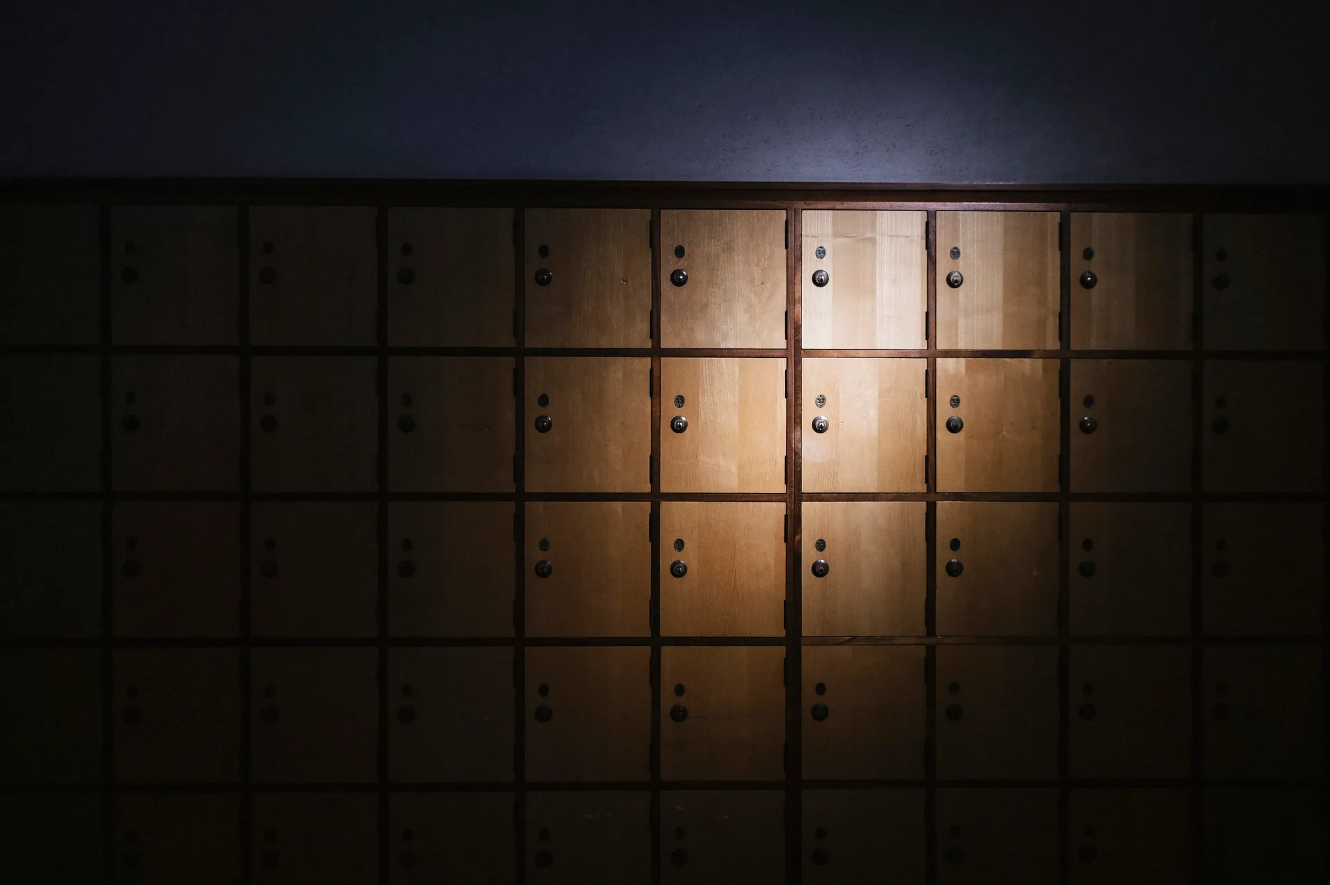 casiers en bois de la Banque de France