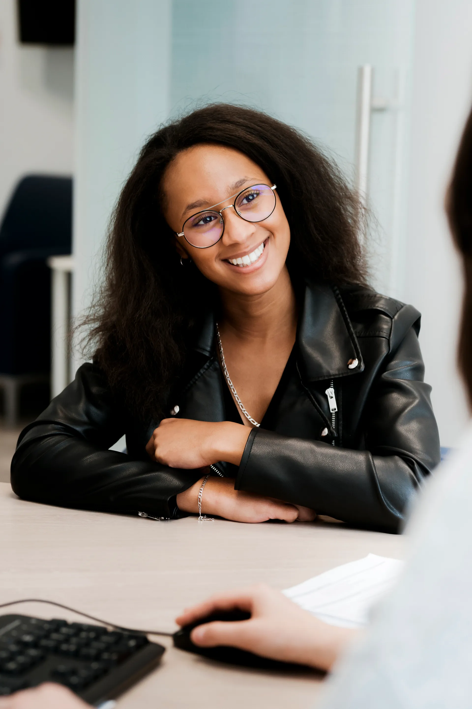 cliente de la banque populaire souriant