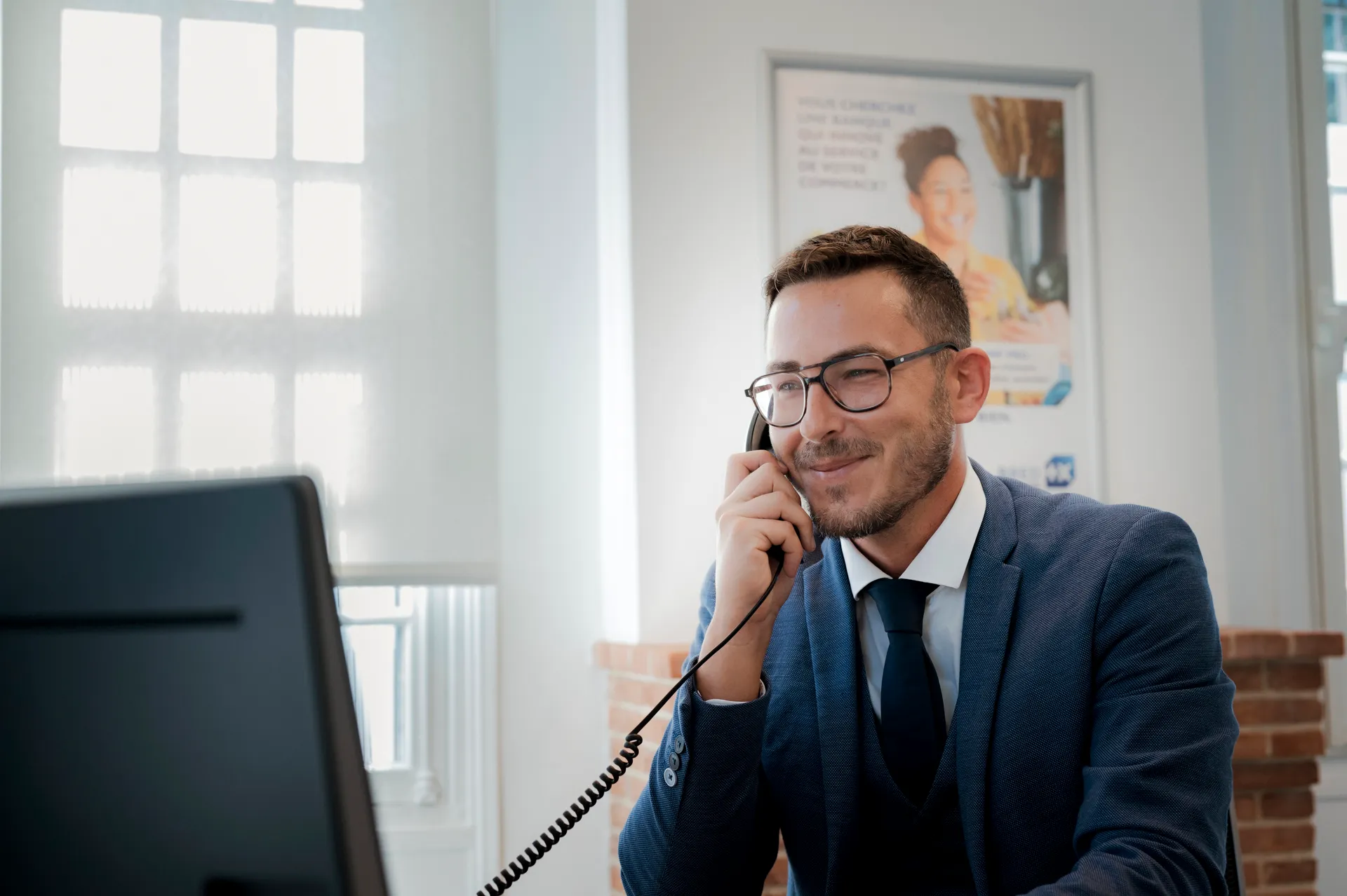 Conseiller client BRED au téléphone