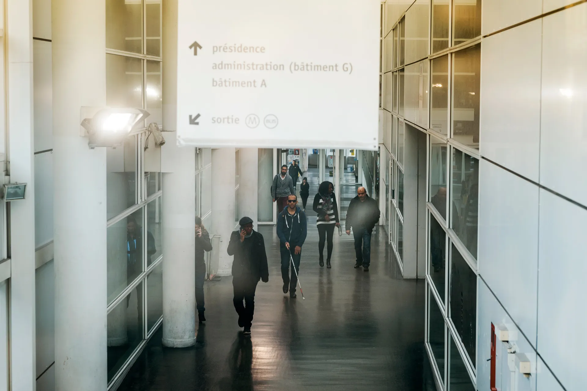 entrée de la bibliothèque universitaire paris 8