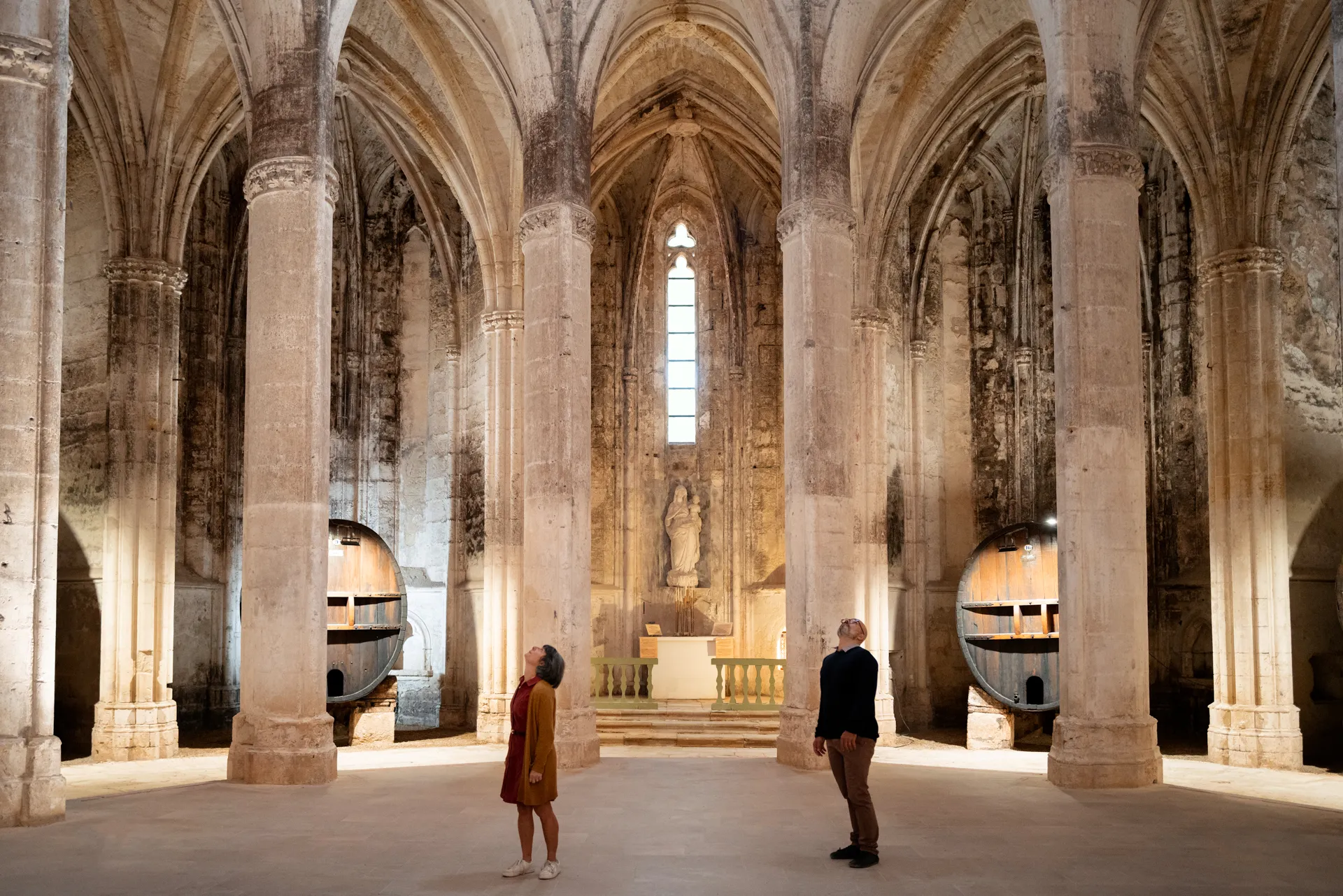 intérieur de l'abbaye de Valmagne